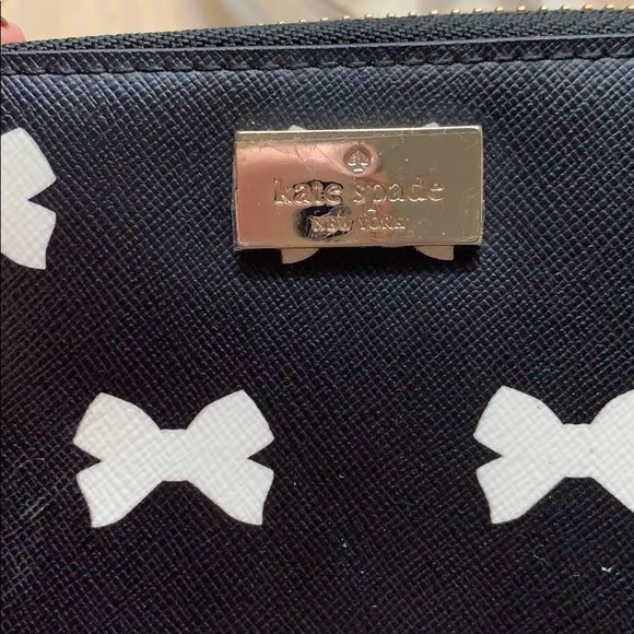 Kate Spade Wilson Road Wallet - Picture 7 of 7
